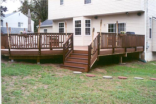 Custom Deck Designs