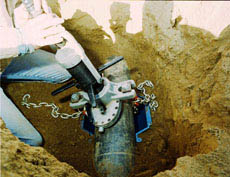 Underground pipe tapping
